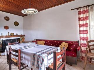 Holiday Home Villa Manthos Traditionelles Kretisches Herrenhaus by Interhome - 4