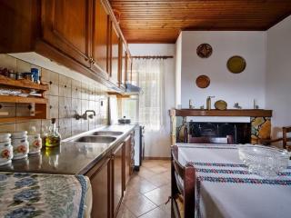 Holiday Home Villa Manthos Traditionelles Kretisches Herrenhaus by Interhome - 1