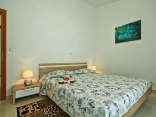 Holiday Home mit Pool- Terrasse und Parkplatz by Interhome - 1