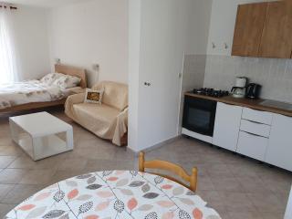 Apartment Appartement in Banjole mit Terrasse und Garten by Interhome - 9