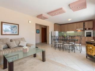 Holiday Home Charmantes Ferienhaus in Medići mit Privatem Pool by Interhome - 8