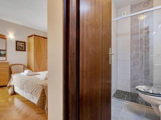 Apartment Wohnung in Drašnice mit Schönem Garten by Interhome - 2