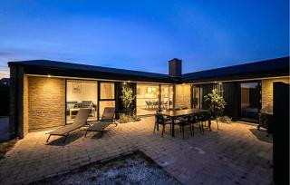 5 Bedroom Awesome Home In Ebeltoft - 9