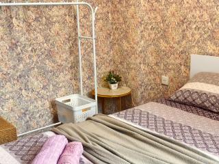 Yellow Boulevard Apartment - 9