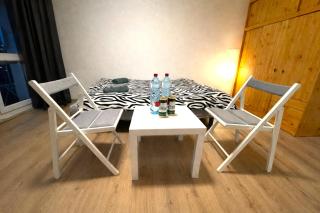 Panoramic top floor flat across the metro - 5