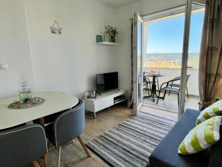 Apartment Neugebaute Wohnung im Erdgeschoss by Interhome - 1