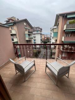 Rustic Apartment - 6