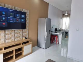 Lynch Apartments - 9