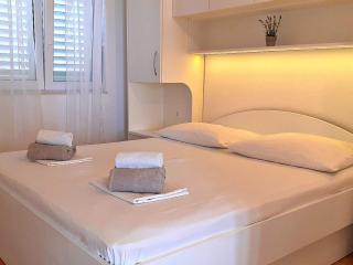 Apartment mit Terrasse und herrlichem Ausblick by Interhome - 1