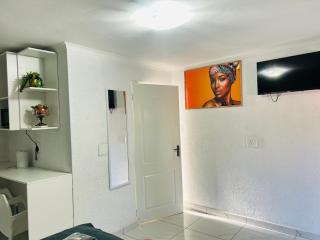 Duvha Guesthouse - 9