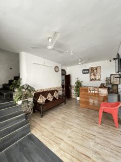 Tripathi's Rampath Inn Near Ram Mandir - 0