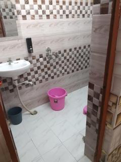 Tripathi's Rampath Inn Near Ram Mandir - 7