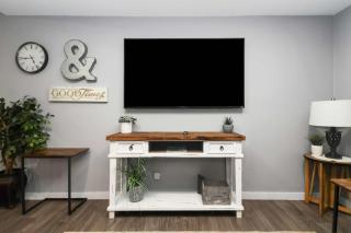 Bright Open Plan Home, Covered Patio, Trail Access - 5