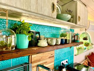 Tiny bohemian lodge at lake Balaton - 9