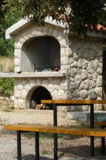 Apartment Jadro Apartments in Barbat mit Grill und Whirlpool by Interhome - 4