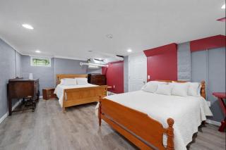 Classic Charm on Ashland - For 8 - Columbus - 4