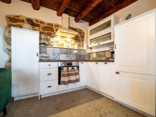 Apartment Wohnung Filumena mit Blick auf das Wasser by Interhome - 3