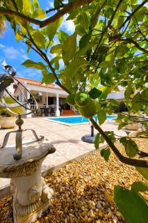 Holiday Home Nettes Ferienhaus in Altura mit Gepflegtem Garten by Interhome - 9