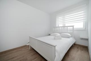 Piłsudskiego Homely Apartment by BookingHost - 9