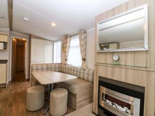 Caravan number 77 - 6