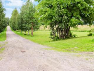 9 person holiday home in KÄLARNE - 9