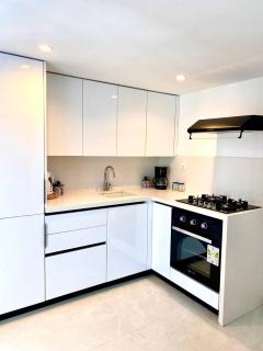 Londe Turquoise - apartment with feet in the water - 6