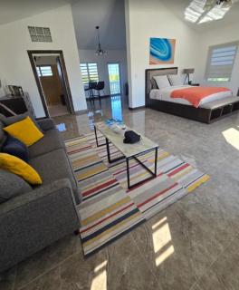 Thrush Nest View Studio Apartment - 9