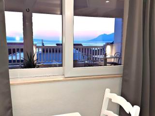 Apartment mit Blick auf das Wasser by Interhome - 1