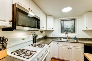 Willamette Valley Home on Working Horse Farm! - 9