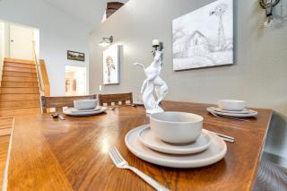 Willamette Valley Home on Working Horse Farm! - 4