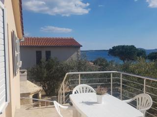 Holiday Home mit Blick auf das Wasser by Interhome - 5