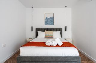 Modern Luxury 2BR|Park View & Balcony - 7