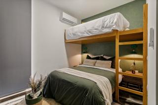 Modern 3 Br apartment near the airport with pool - 5