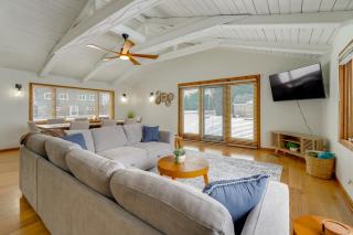 Patios and Views! Lakefront Getaway in Port Hope - 5