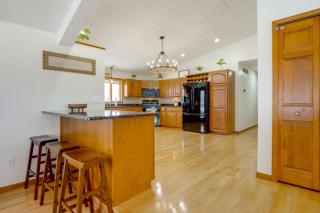 Patios and Views! Lakefront Getaway in Port Hope - 1