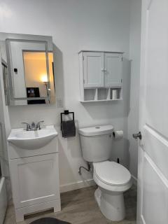 Chic Modern Living in East LA - 3