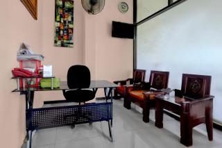 OYO 94899 Homestay Syariah Near UPN - 7