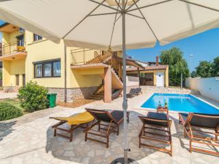 Holiday Home Ferienvilla mit Pool in Pula by Interhome - 0