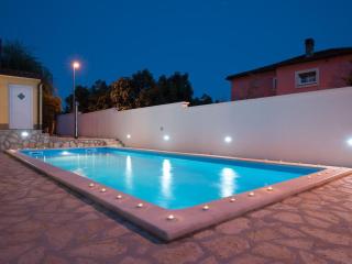 Holiday Home Ferienvilla mit Pool in Pula by Interhome - 6