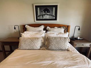 Family home with table mountain view and pool - Stellenbosch - 1