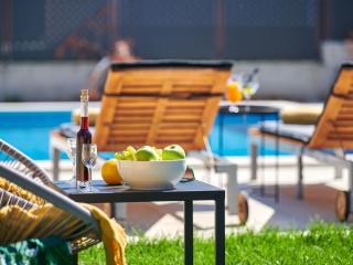 Holiday Home Villa Dolcea - Elegant und stilvoll mit Pool by Interhome - 8