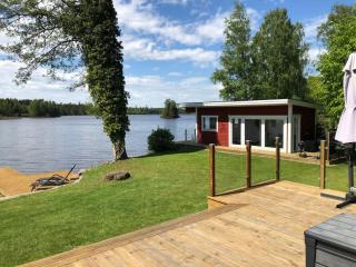 Holiday Home mit Garten und Holzterrasse am See by Interhome - 7