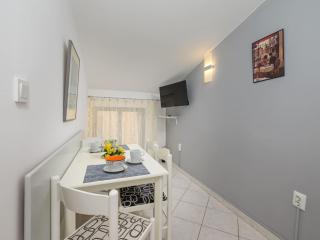 Apartment Schöne Ferienwohnung 6 by Interhome - 9
