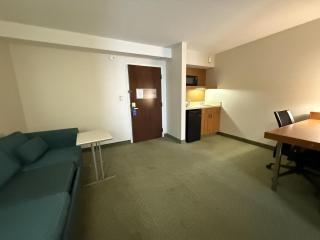 The Peoria Hotel, SureStay Collection by Best Western - 4