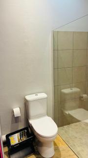 5 Folkestone Guest House - 3