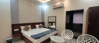 Hotel Airport Stay Zone - 1