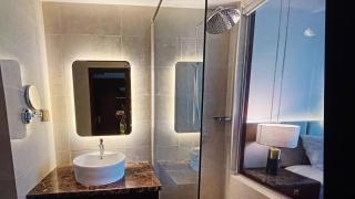 Golden Reef Hotel Bayview - 5