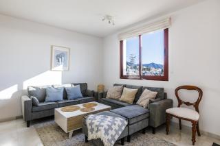 Panoramic Penthouse - 9