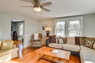 The Mountain House Inn Montebello Stay By Trails - 3