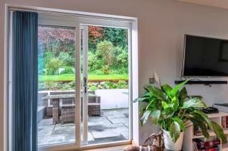 Finest Retreats - Lake View - 1